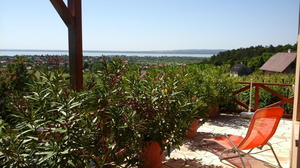 Kincses Vendeghaz Ξενοδοχείο Balatongyörök Εξωτερικό φωτογραφία