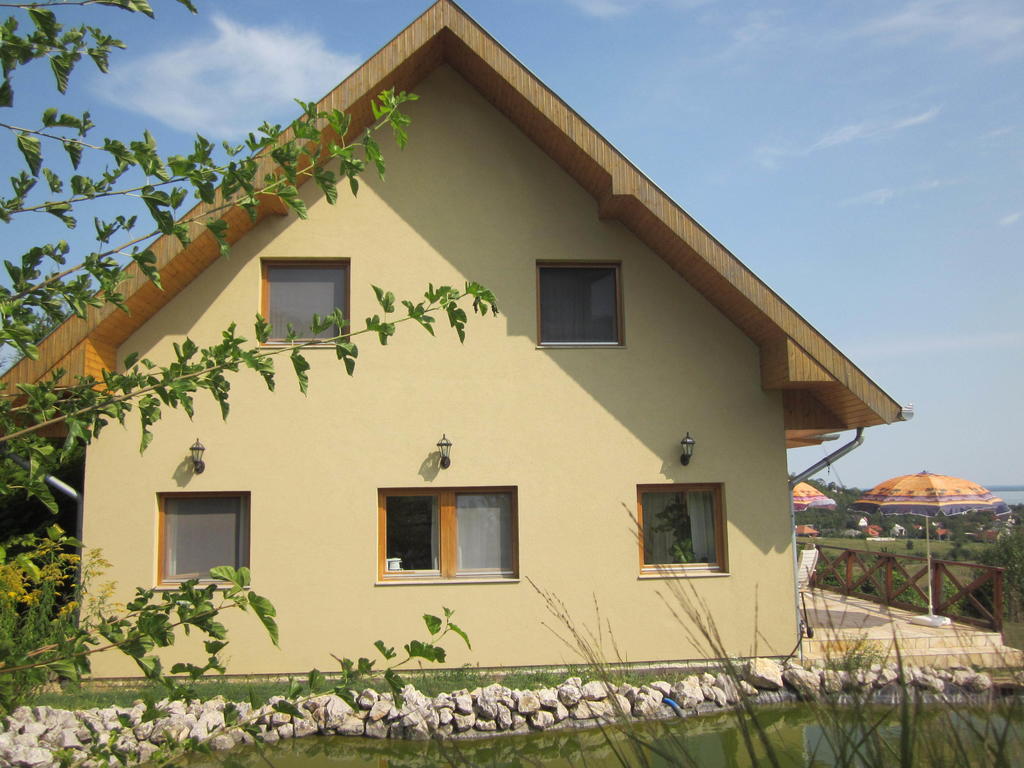 Kincses Vendeghaz Ξενοδοχείο Balatongyörök Εξωτερικό φωτογραφία